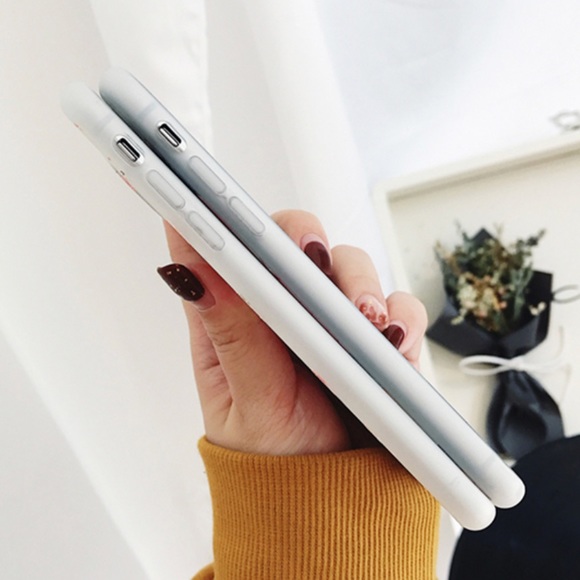 NEW iPhone MAX/XS/X/7+/8+/7/8 Soft Floral TPU Case - Picture 2 of 4